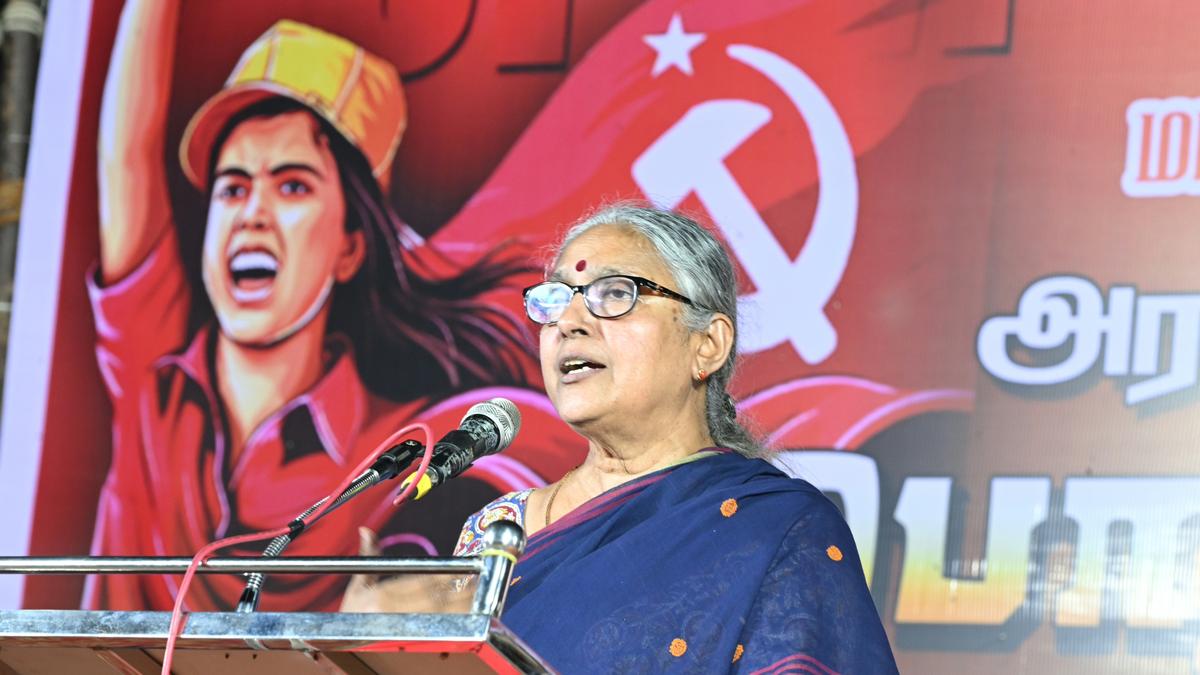 Global political decisions affect working-class people, says CPI(M) leader U. Vasuki