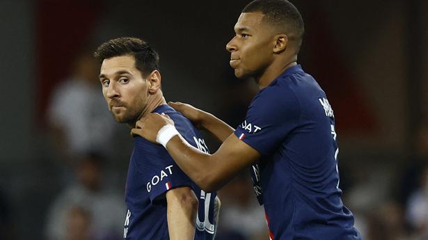 Ligue 1 |  Lionel Messi en place deux alors que le leader du PSG gagne 3-0;  Lens, victoire marseillaise