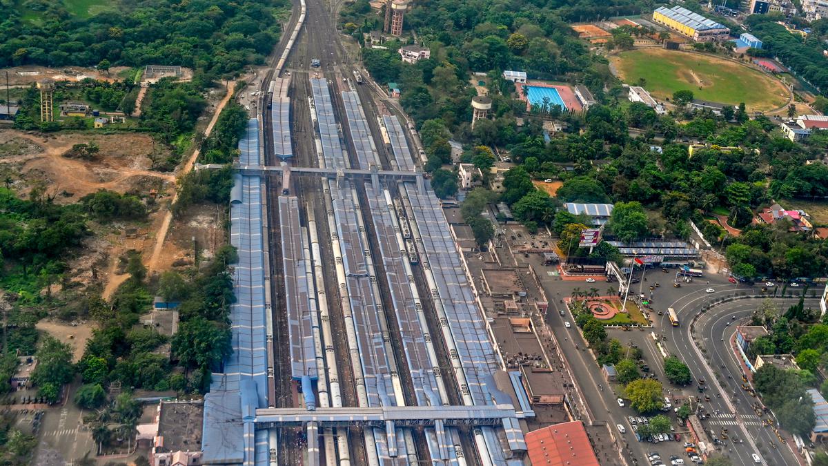Visakhapatnam railway station to get grand makeover with redevelopment work