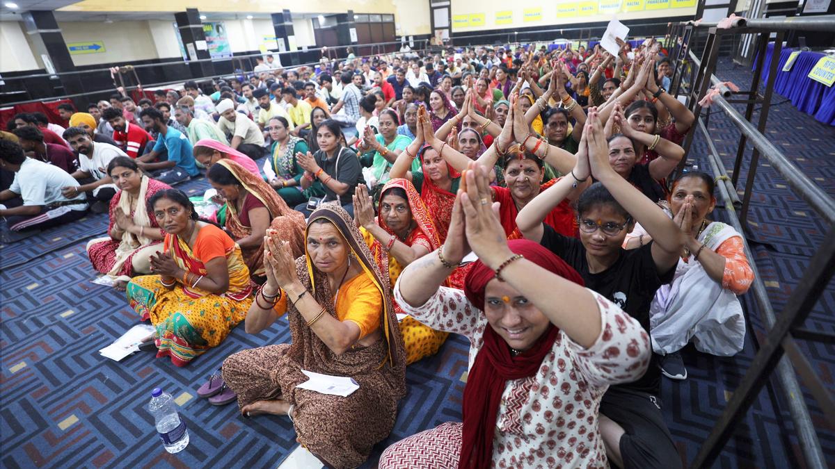 Amarnath Yatra: fresh batch of 4,600 pilgrims leave Jammu