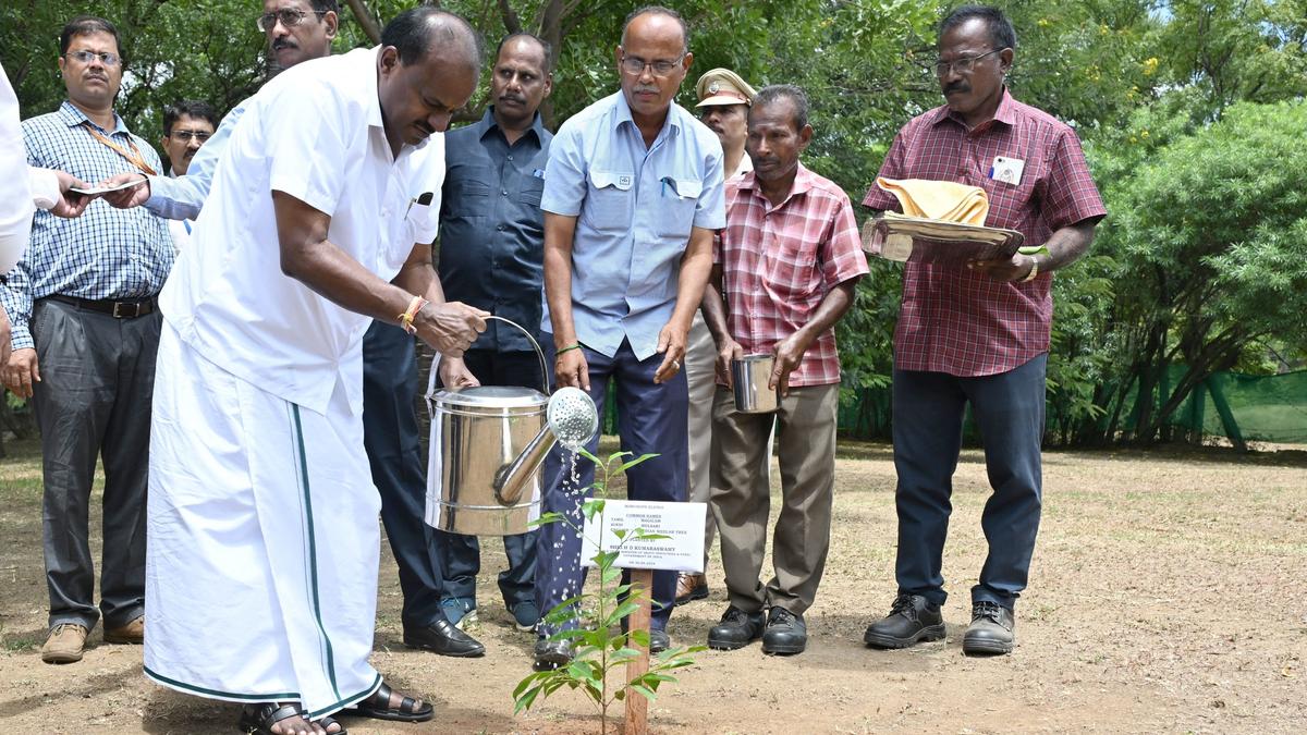 Government looking to give life to major PSUs, including Salem Steel Plant, says Union Minister