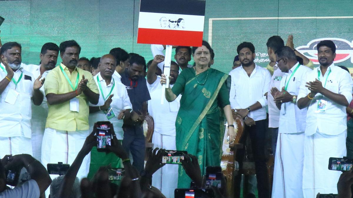 Sasikala launches political party, unveils flag