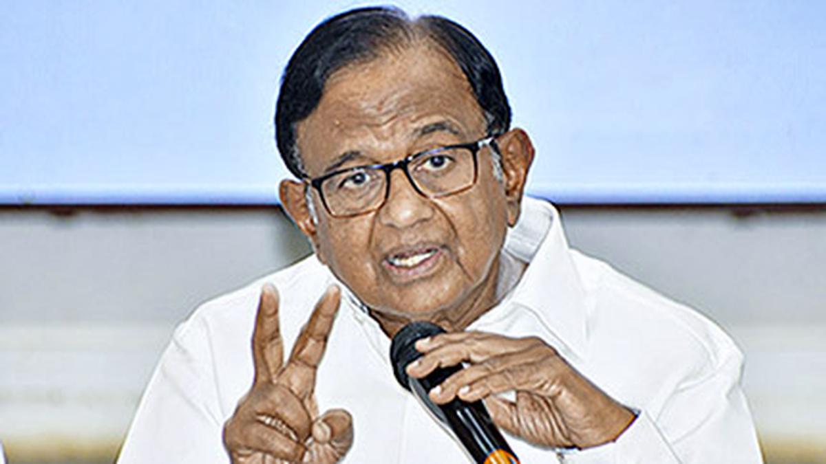 Election Commission egregiously wrong in directing Congress not to 'politicise' Agnipath scheme: Chidambaram