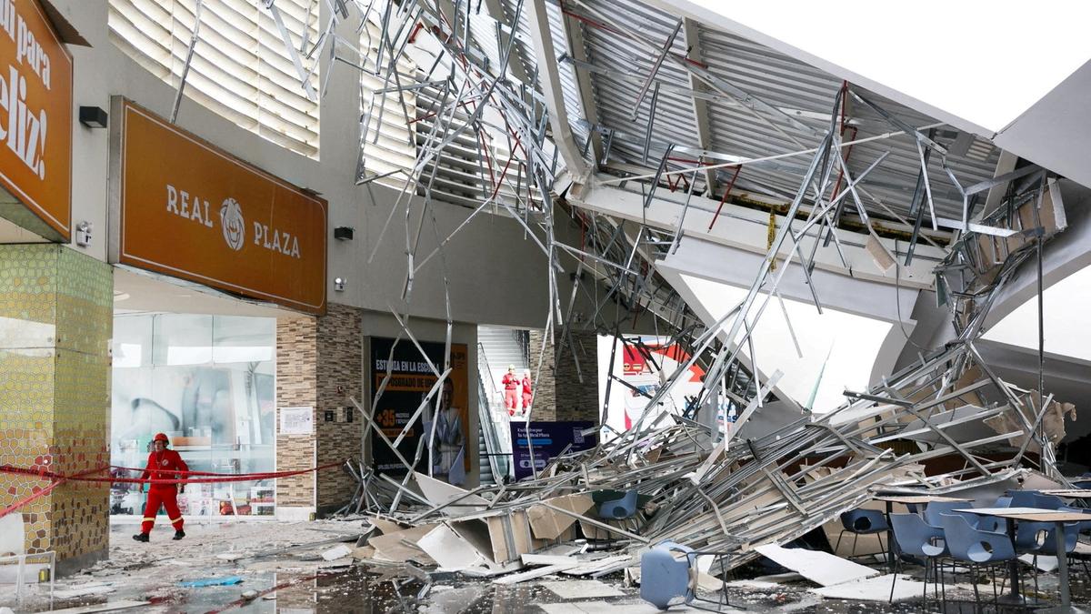 Peru food court roof collapse: Death toll rises to six, 78 injured