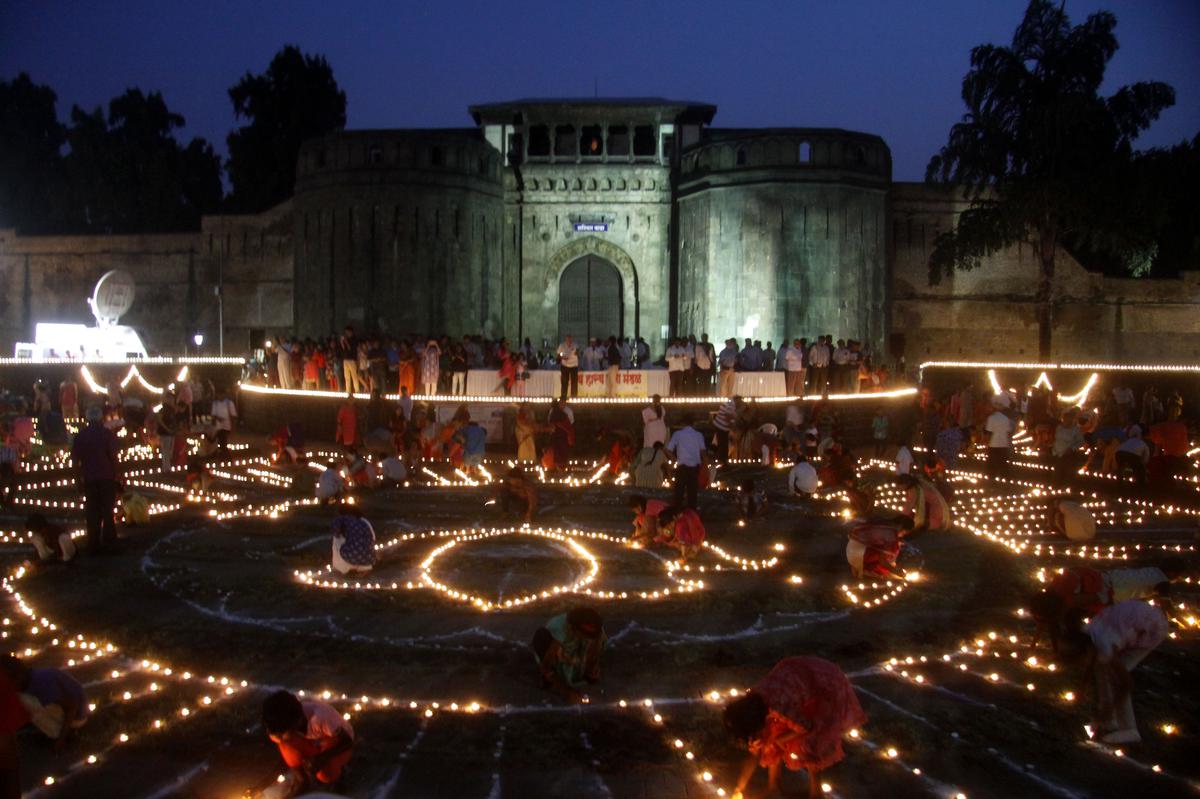 Diwali Pahat: The Diwali dawn concerts that draw a huge audience