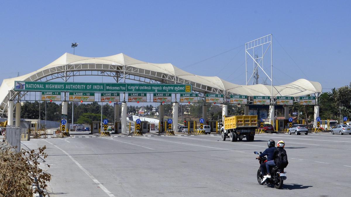 Protests as toll collection begins on recently inaugurated Bengaluru-Mysuru expressway