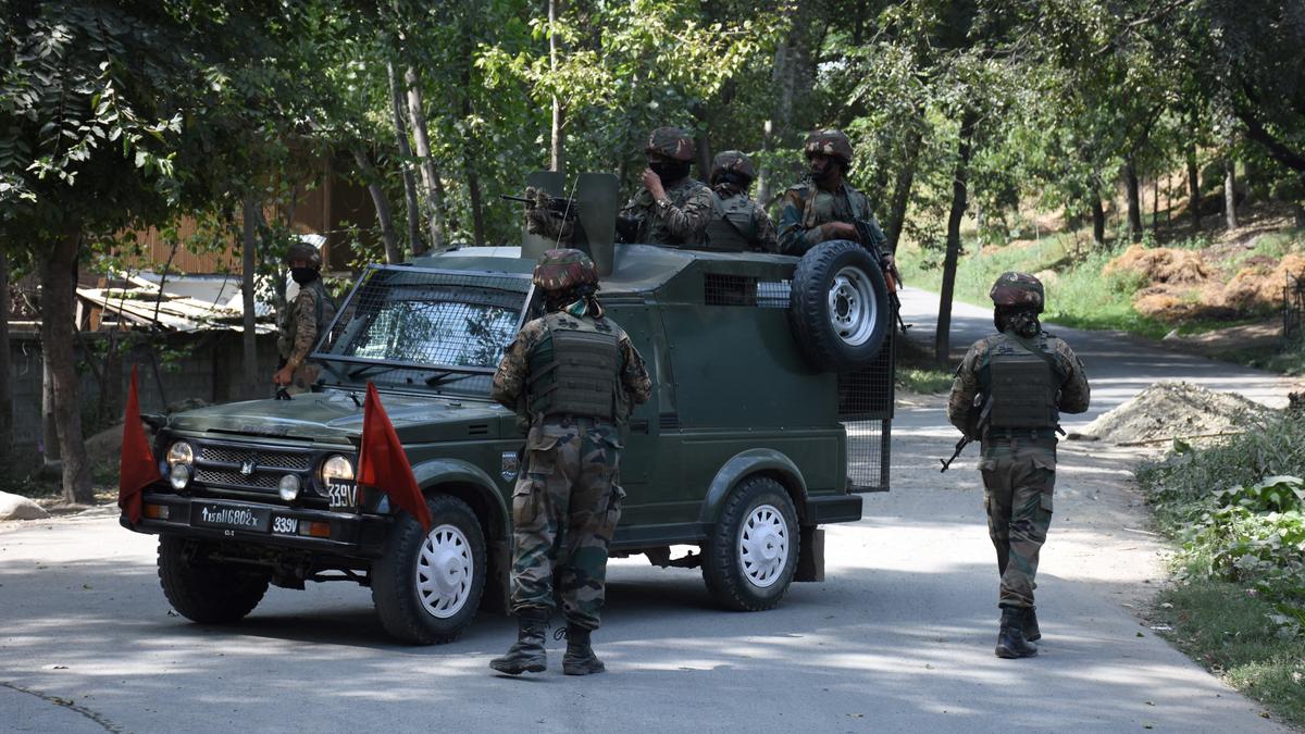 Man belonging to Kashmiri Pandit community shot dead by terrorists in J&K's Pulwama: Police