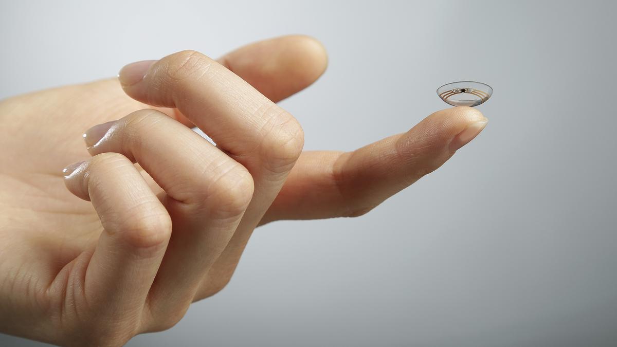 If you use contact lenses, here’s what you need to know to keep your eyes safe and healthy