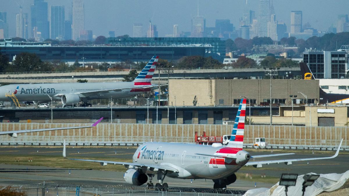 American Airline flyer urinated on fellow passenger in drunken state: reports