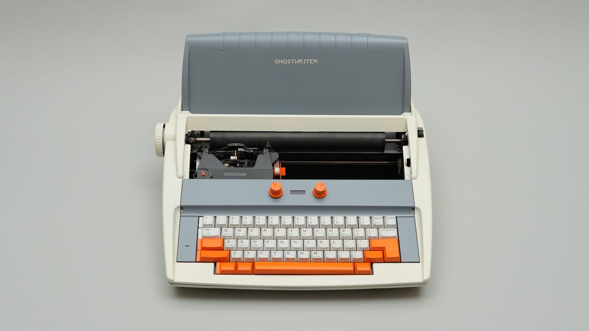 Ghostwriter, an AI-powered typewriter
