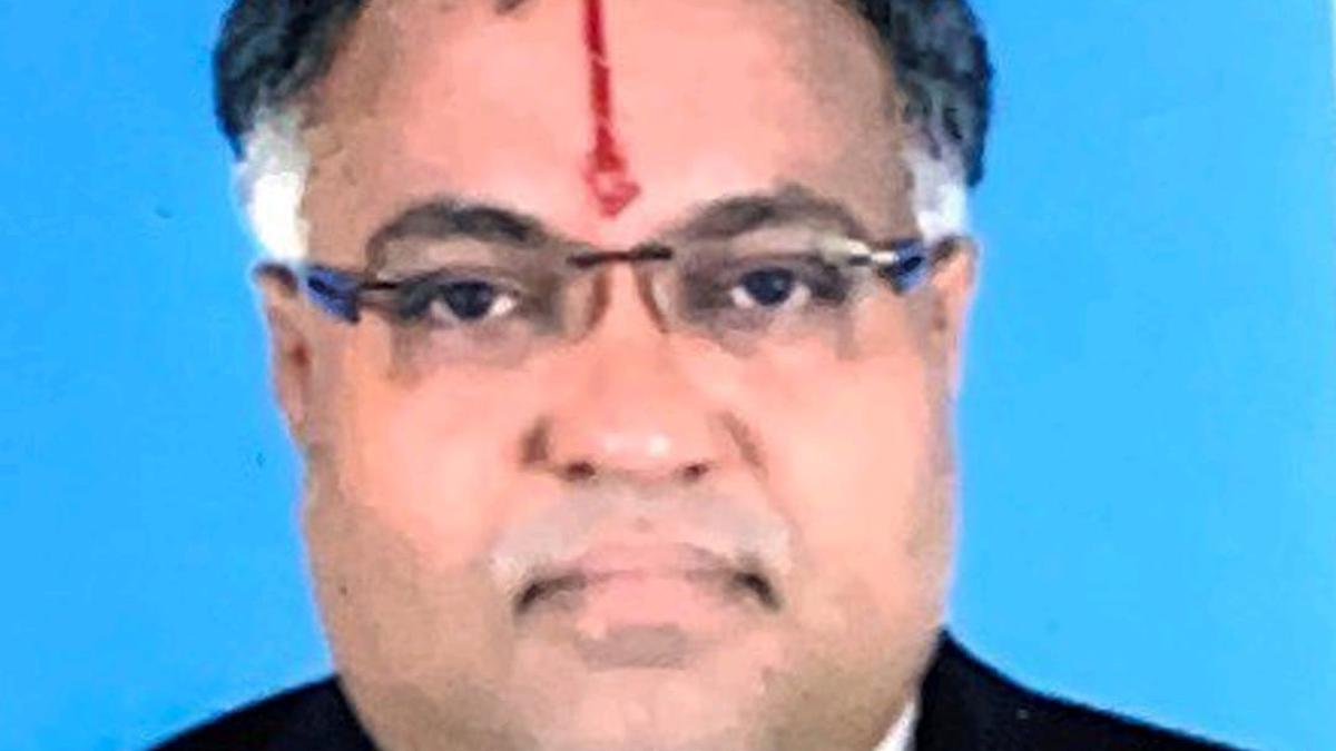 Justice V. Lakshminarayanan assumes office as additional judge of Madras High Court