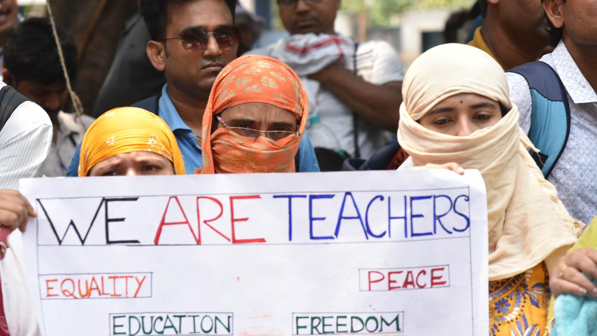 Calcutta HC allows pleas challenging WBSSC teacher recruitment notification