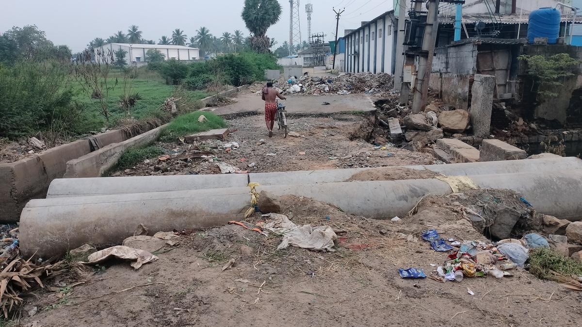 Residents of Ward 24 in Salem demand new low-lying bridge