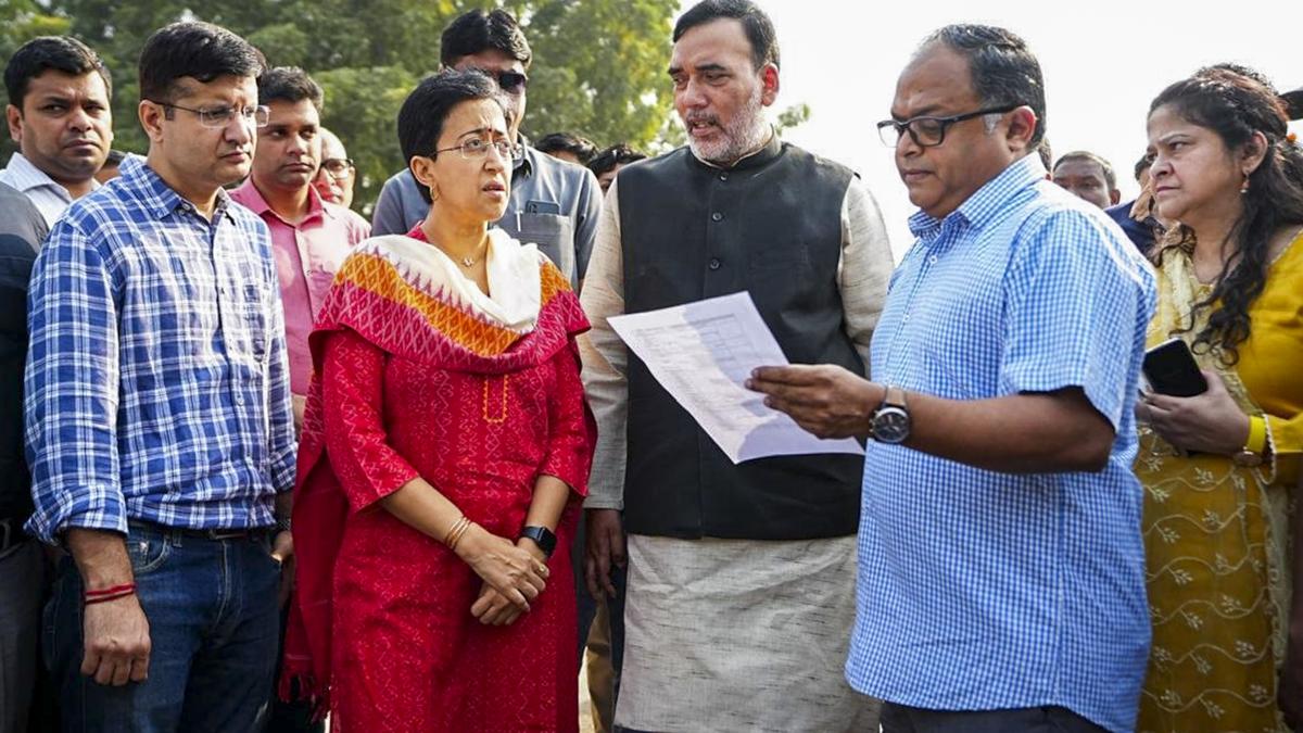 Influx of buses from other states increasing pollution in Delhi: CM Atishi