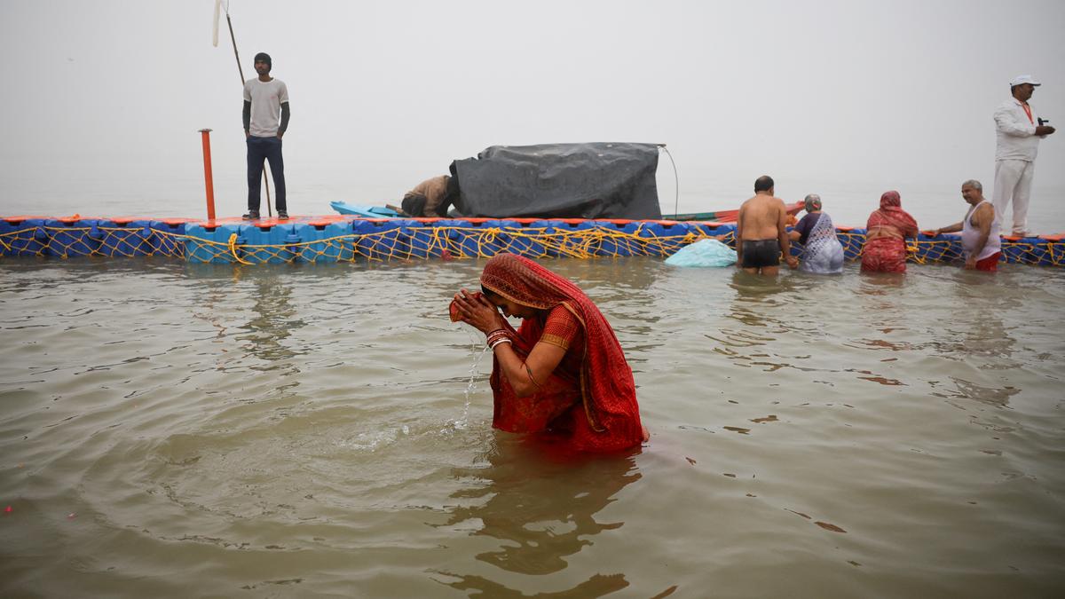 Devotional songs, guidelines for pilgrims on special radio channel for Kumbh