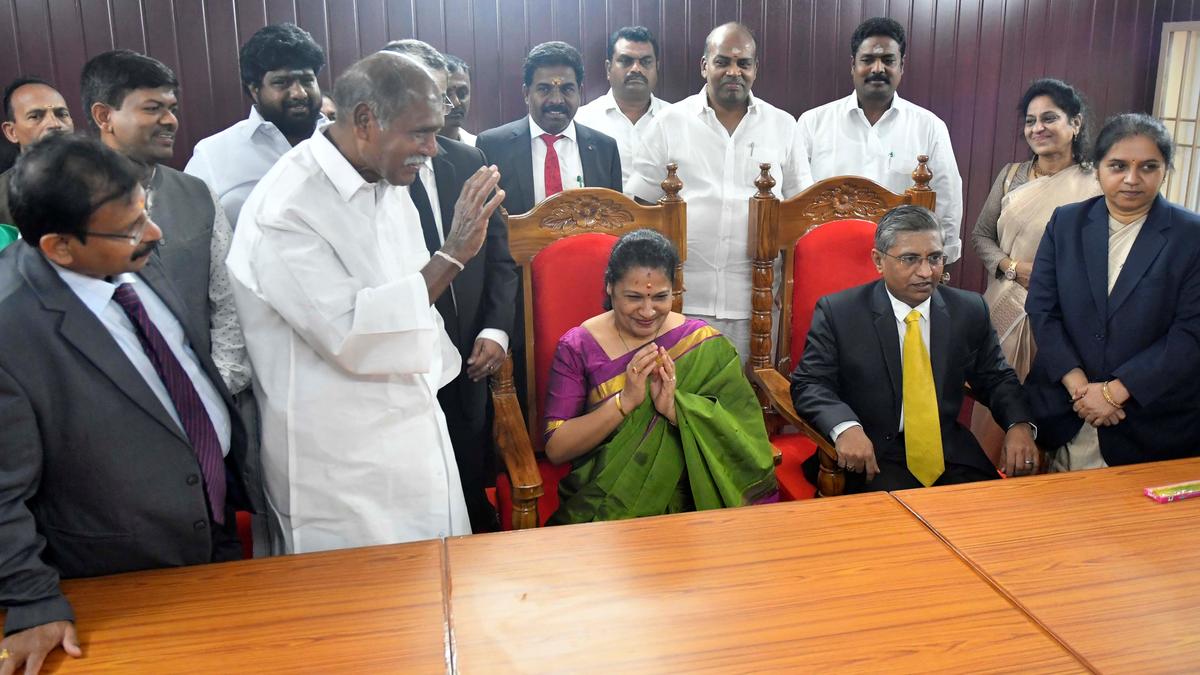 CAT resumes sitting in Puducherry