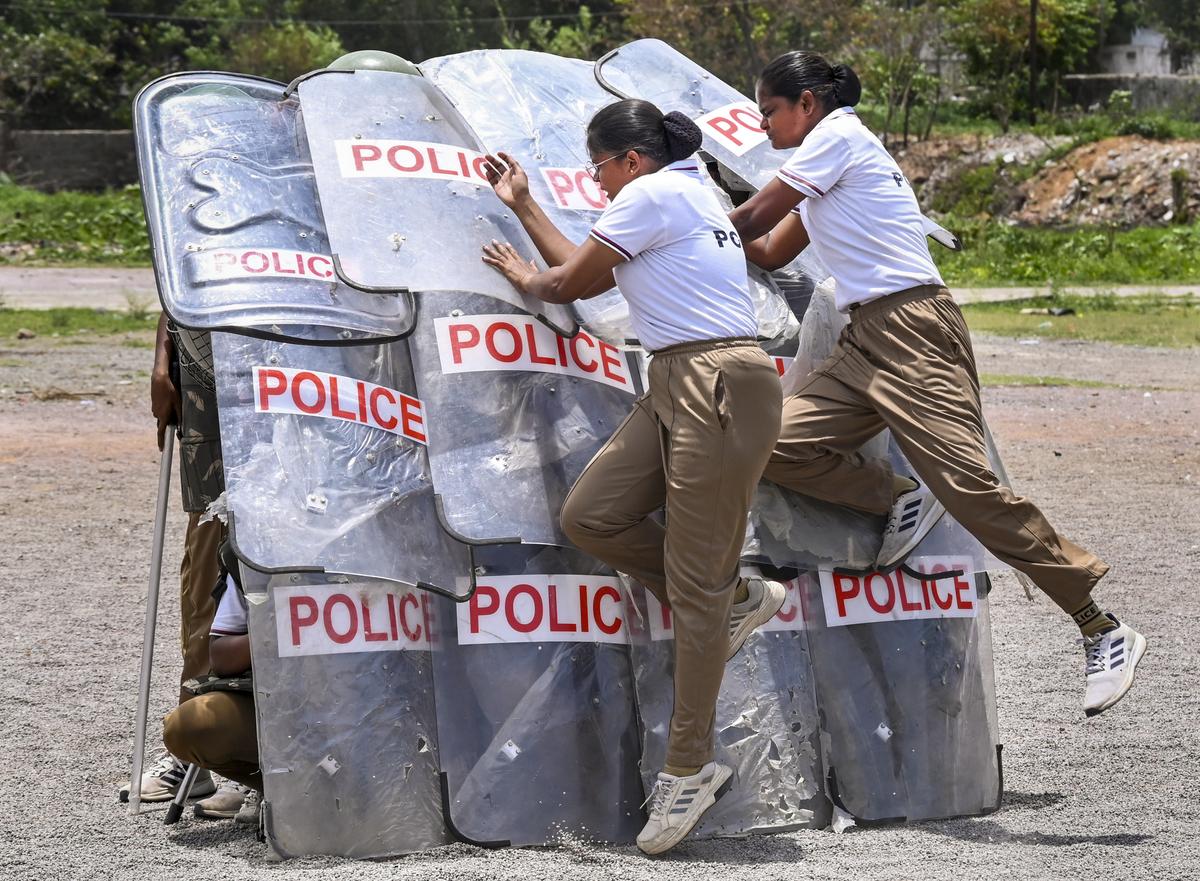 Members of Hyderabad police’s Swift Women Action Team (SWAT) demonstrate their skills of tackling criminals and controlling mobs during agitations, at Goshamahal Police Head Quarters, in Hyderabad, Tuesday (June 3, 2025) Members of Hyderabad police’s Swift Women Action Team (SWAT) demonstrate their skills of tackling criminals and controlling mobs during agitations, at Goshamahal Police Head Quarters, in Hyderabad, Tuesday (June 3, 2025)