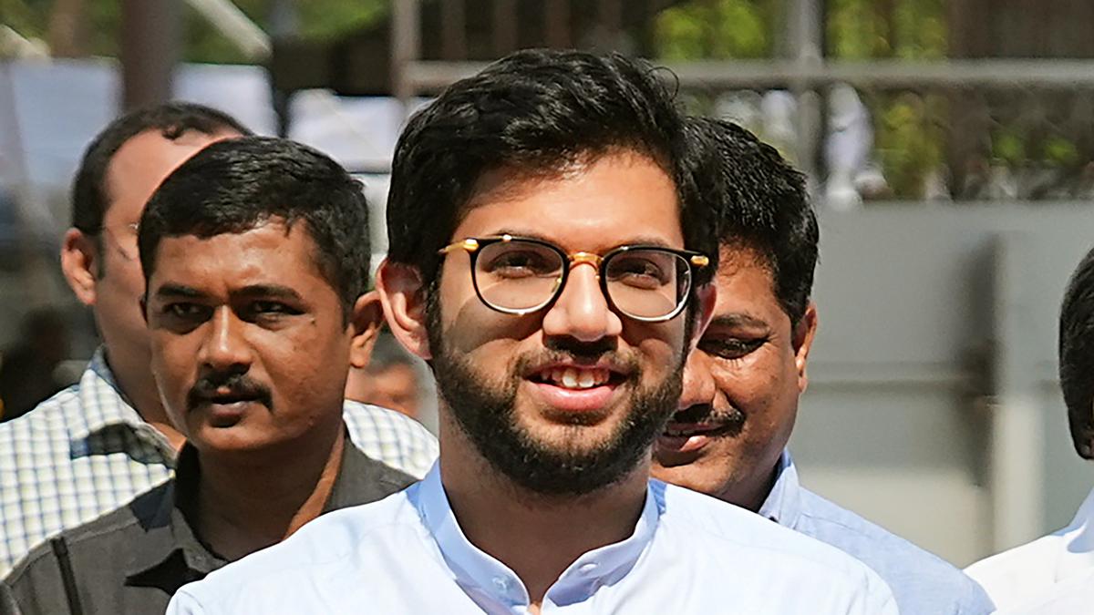 Aaditya Thackeray writes to Centre about rising air pollution in Mumbai