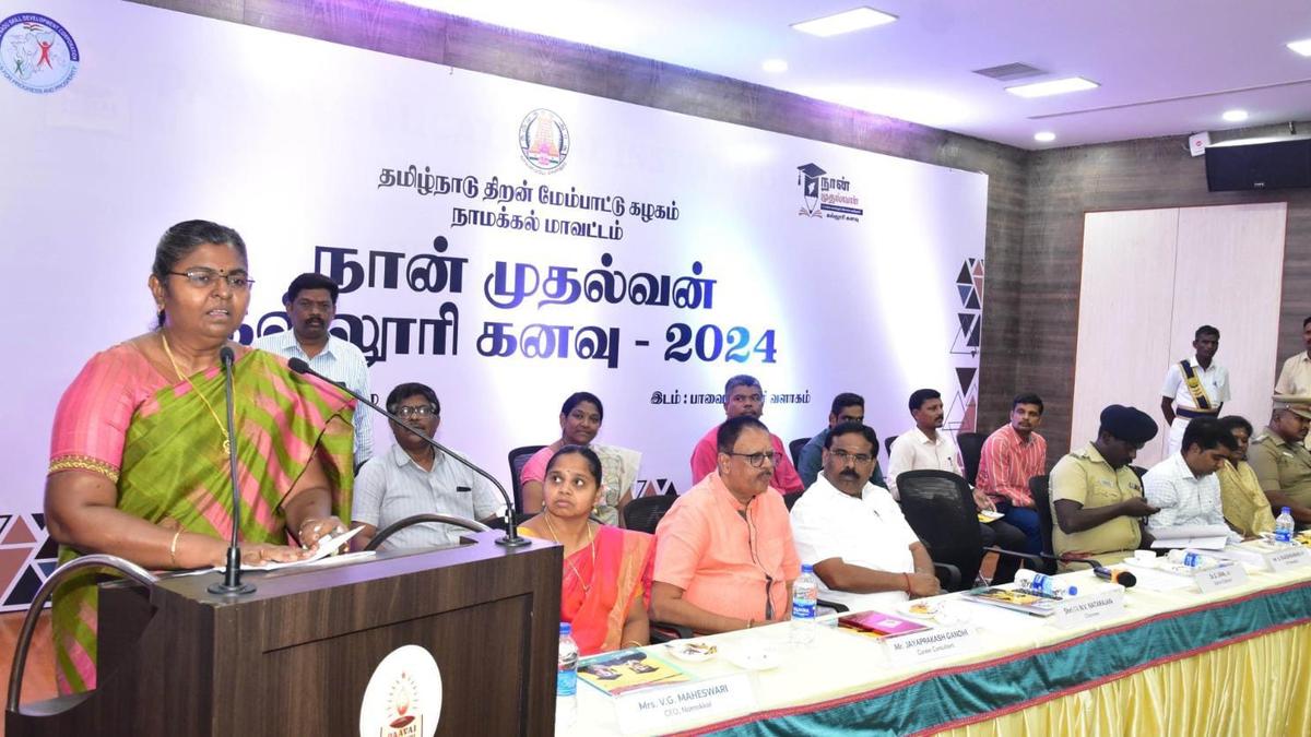 Namakkal Collector presides over Kalloori Kanavu event