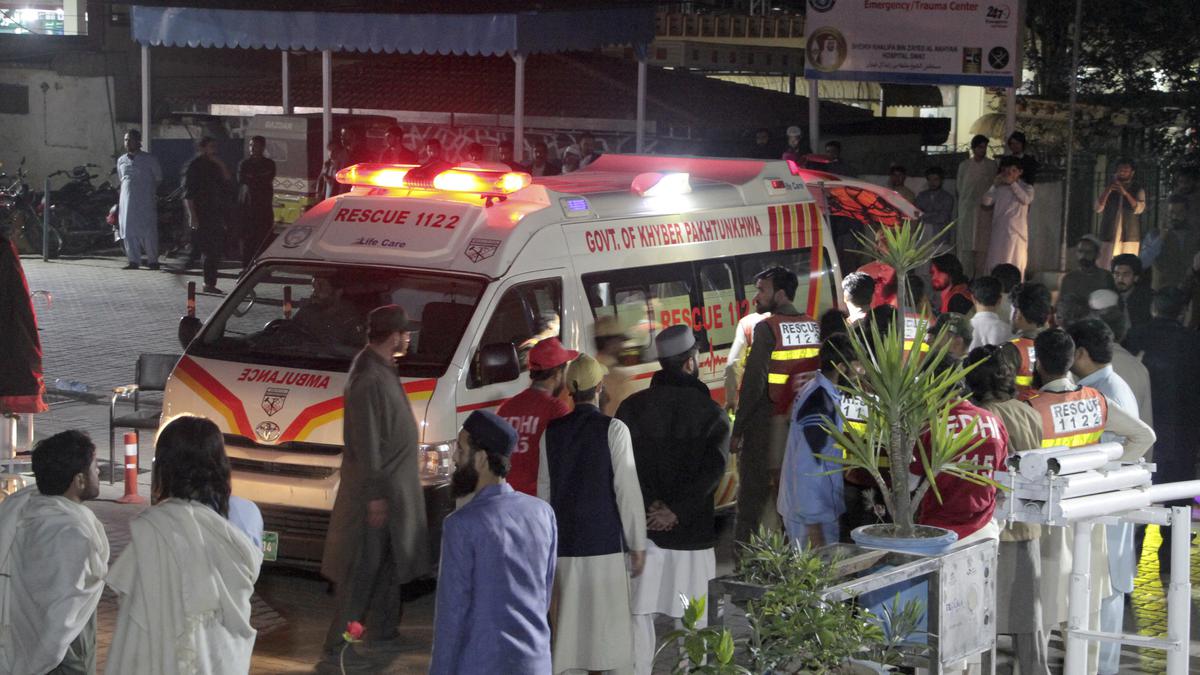 Nine killed as strong earthquake rattles Pakistan, Afghanistan