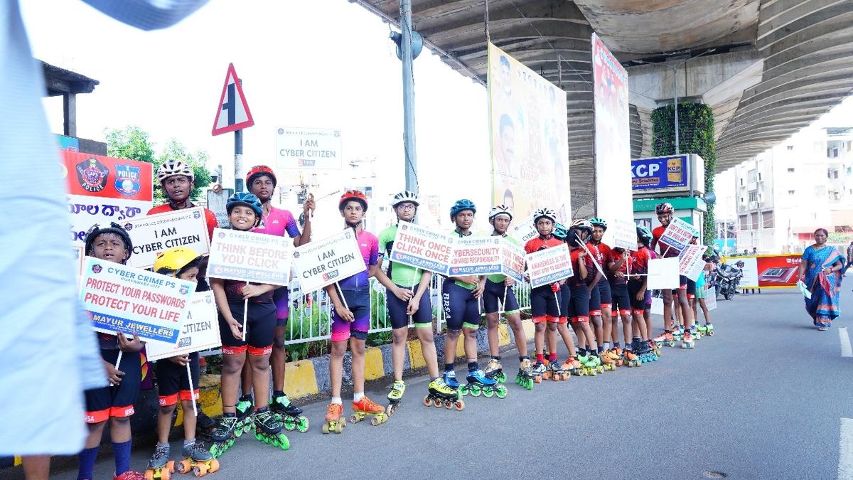 Police hold skating marathon to educate Durga temple devotees about cyber offences