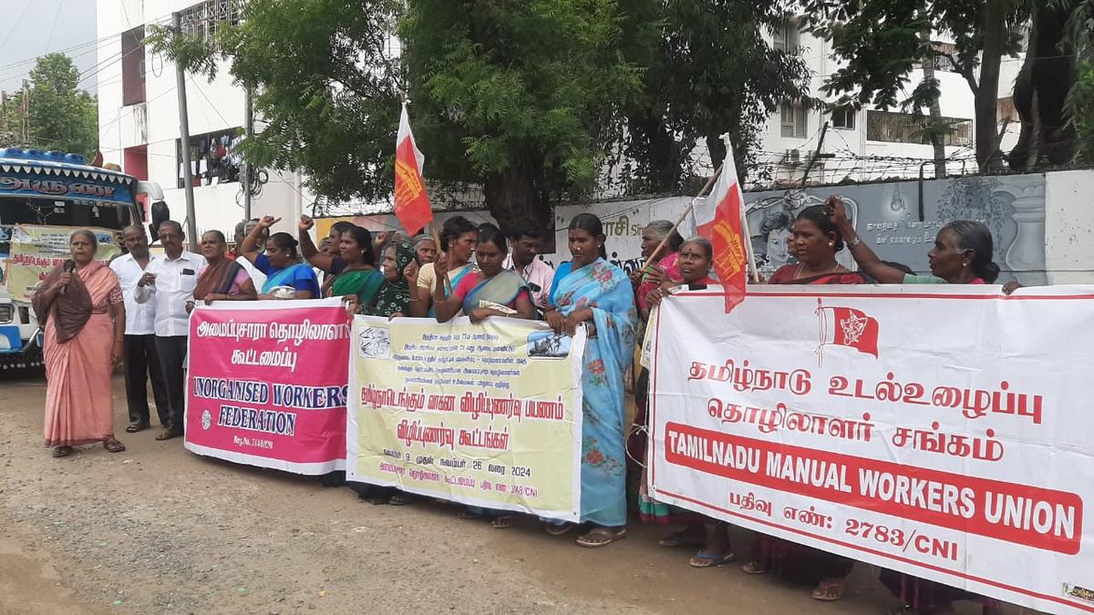 Unorganised workers federation protests New Labour Codes with demonstration