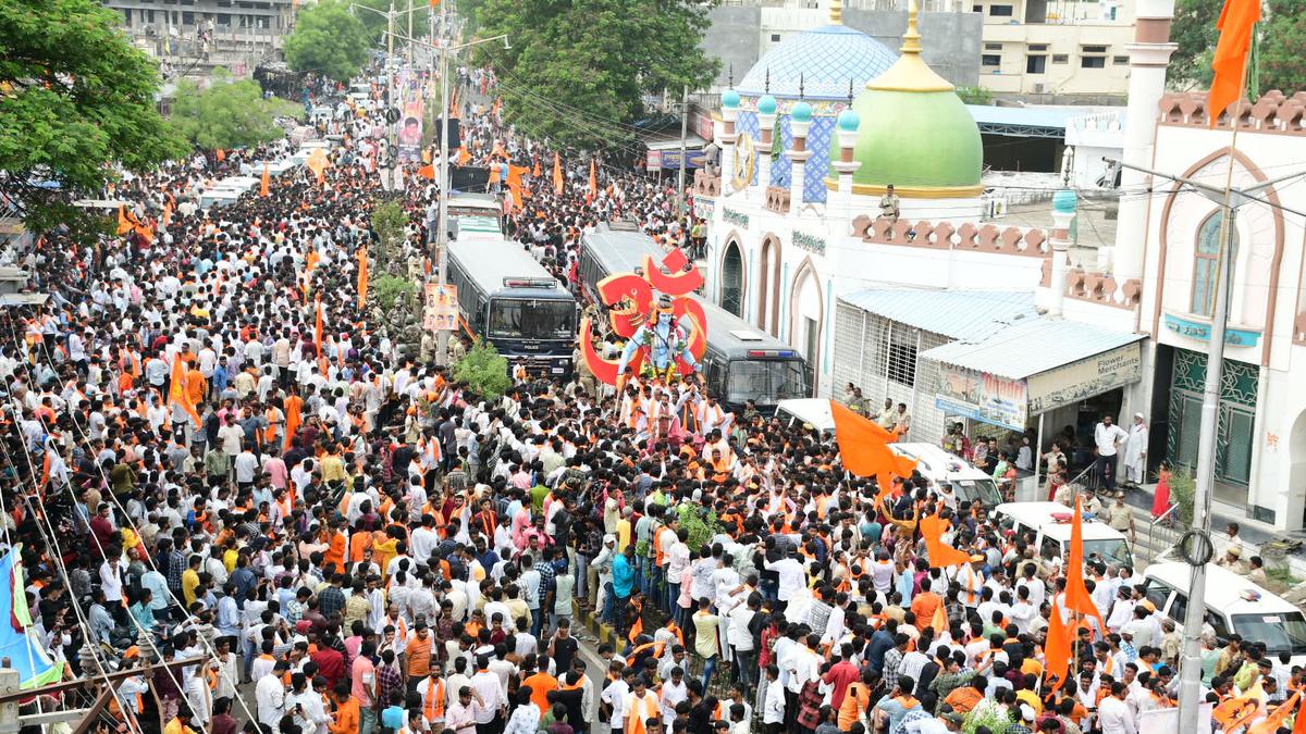 Ram Navami celebrated on a grand note with religious fervour and gaiety in Kalaburagi
