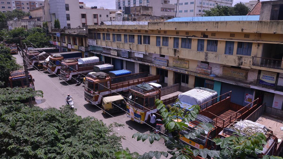 Anna Bhagya scheme likely to face disruption as lorry operators suspend grain transport across Karnataka