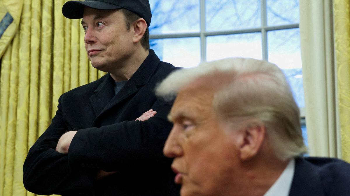 Elon Musk gives all federal workers 48 hours to explain what they did last week