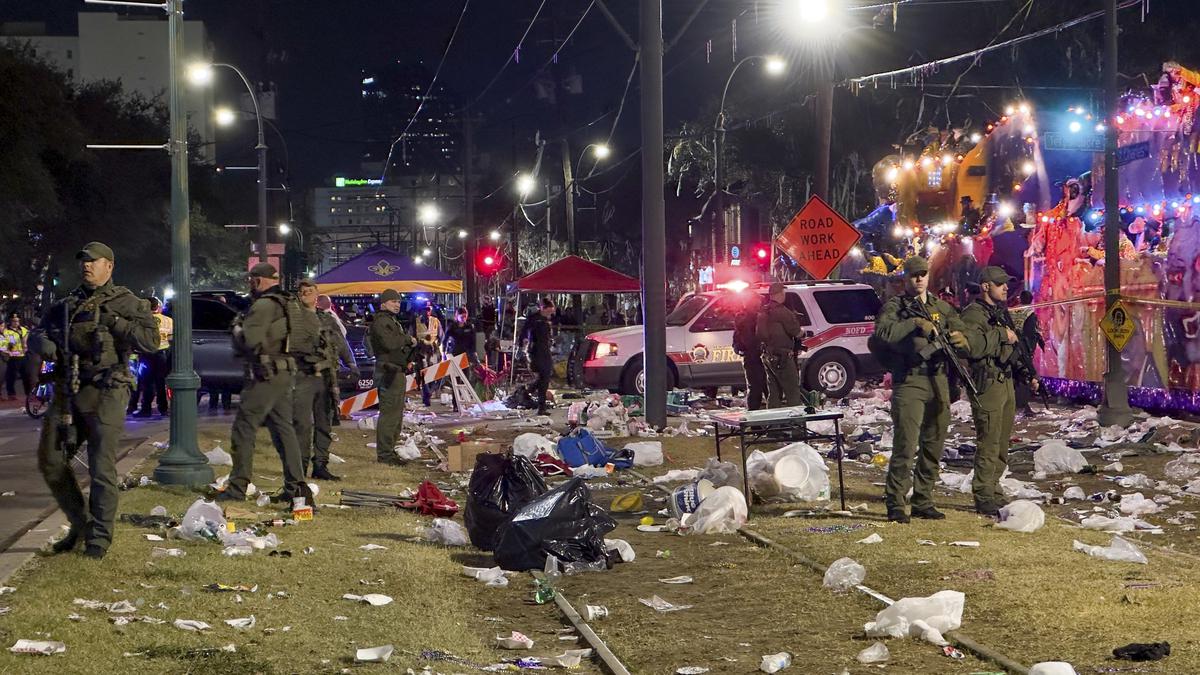 Mardi Gras parade shooting in New Orleans kills one, hurts four