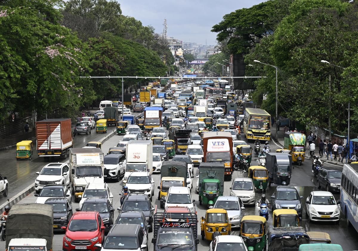 Traffic disrupted due to rain on Hosur Road on May 20. 