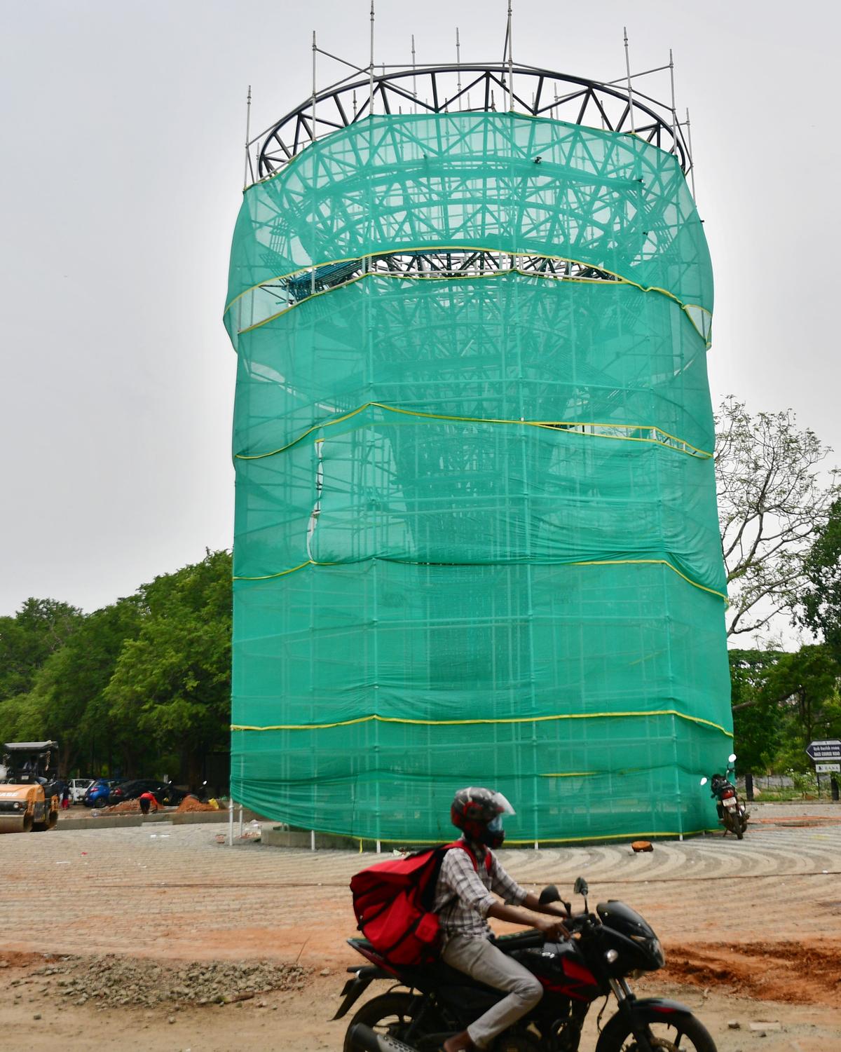 Coimbatore Corporation to create smart traffic islands on Race Course Road