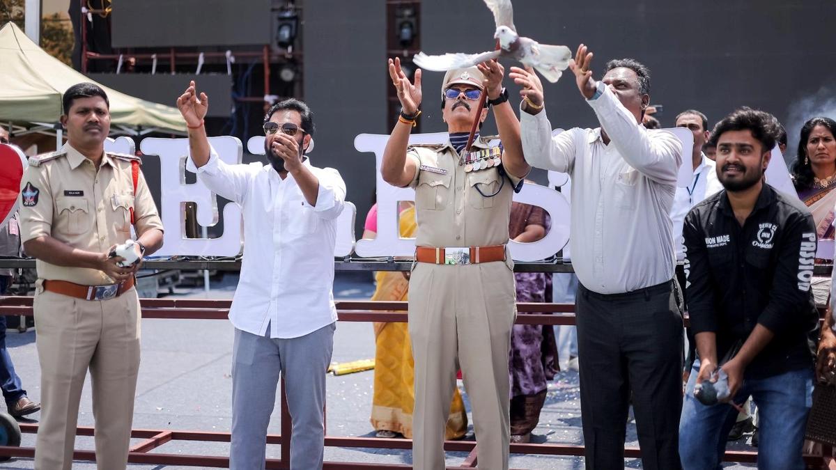 Students urged to shun drugs, focus on studies