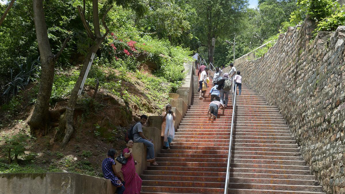 TTD resumes scanning of Divya Darshan tokens on Srivari Mettu footpath