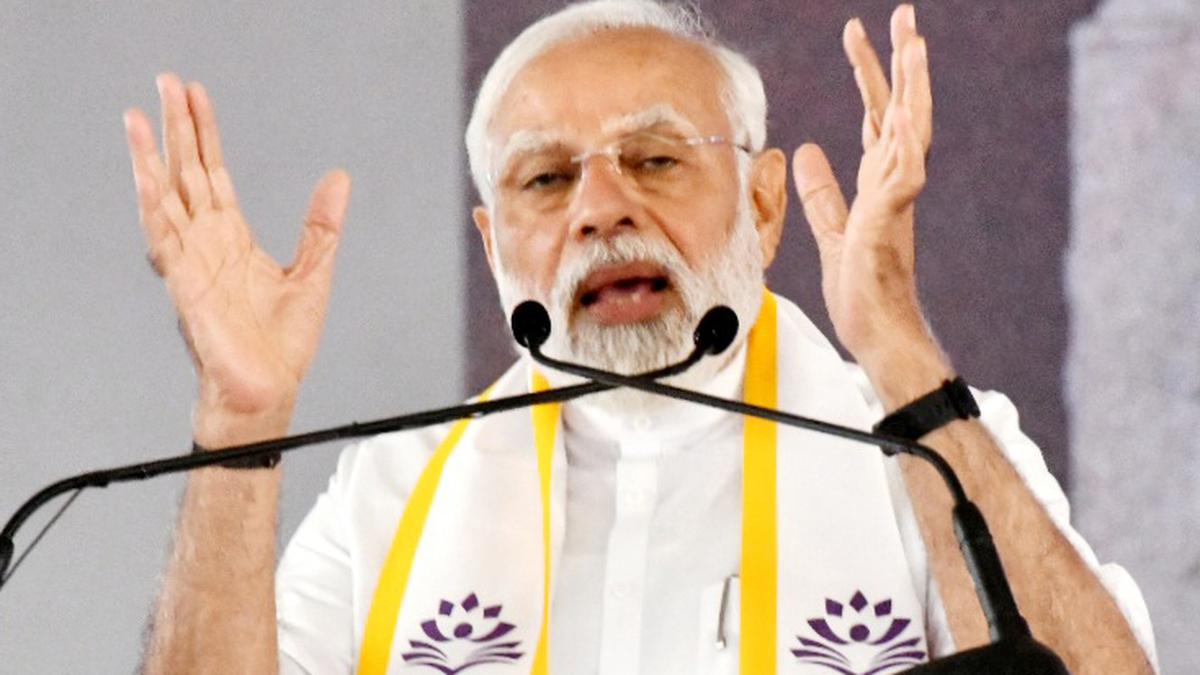 PM Modi accuses Rahul Gandhi of insulting Basaveshwara