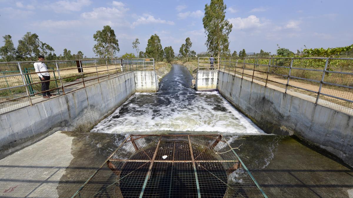 Farmers’ leader threatens to launch stir if demand for tertiary treatment of K.C. Valley and H.N. Valley water is not fulfilled