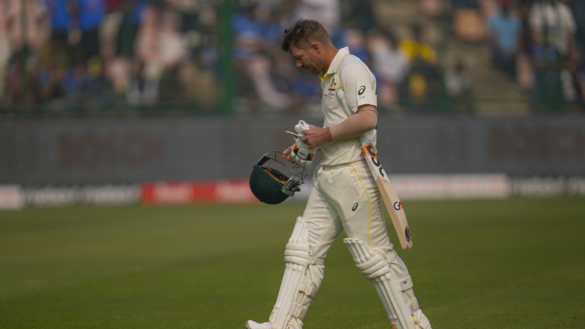 Ind vs Aus | Warner suffers concussion, will not continue in 2nd Test