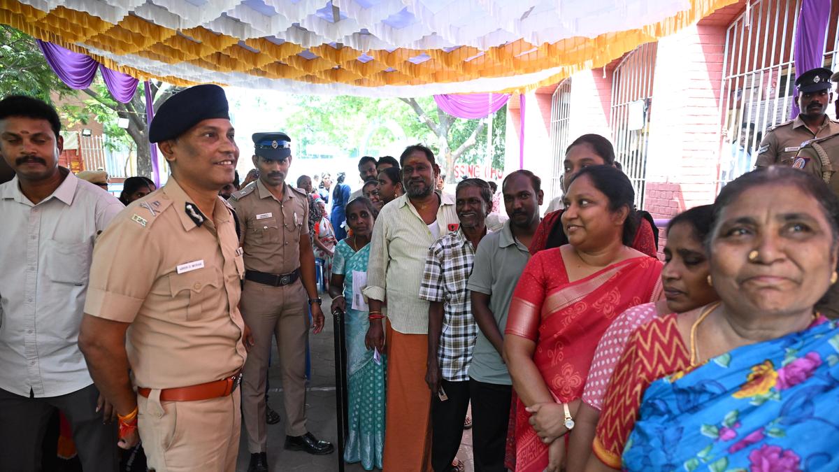 Tamil Nadu Politics: DMK-Congress Alliance Strong, AIADMK-BJP Reunite