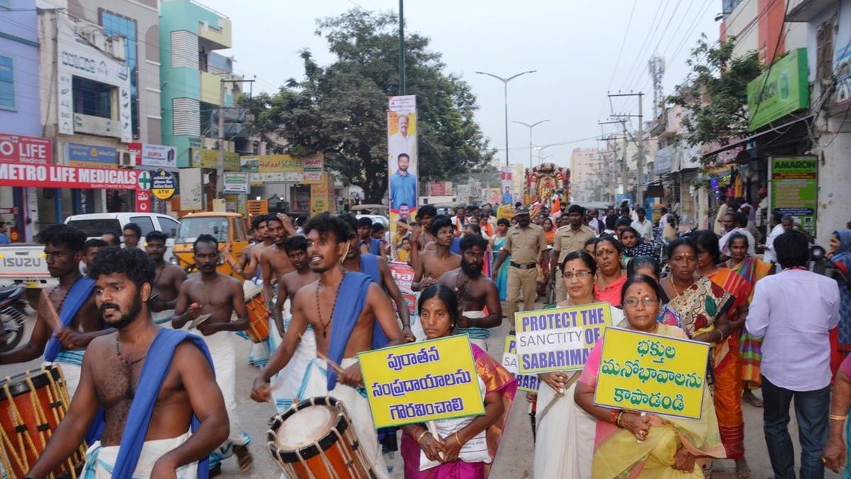 Kerala CM signals withdrawal of minor cases during 2018 Sabarimala agitation, but promises prosecution in severe offences
