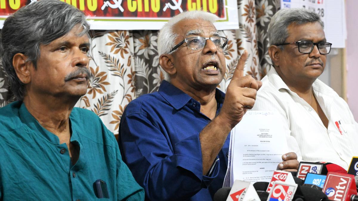 CITU leader dares Palla to prove ‘VSP ghost workers’ allegations