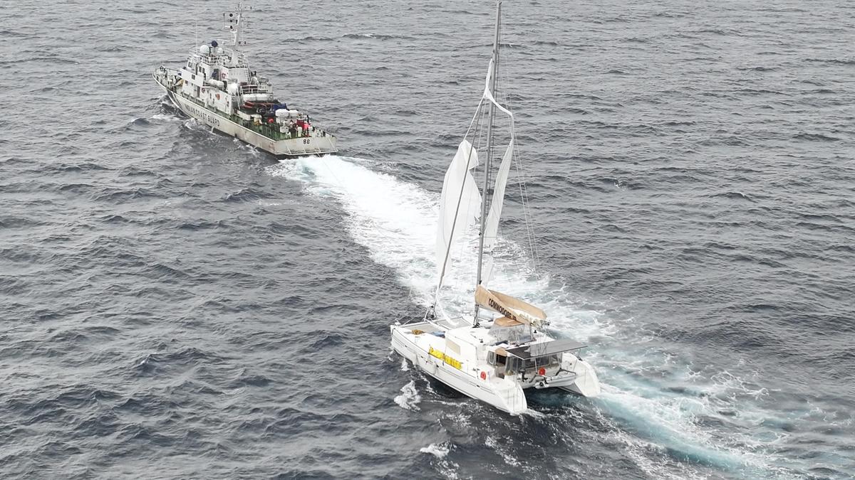 Indian Coast Guard rescues two U.S. nationals stranded at sea near Andaman and Nicobar islands