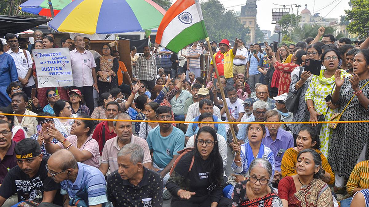R.G. Kar issue: Junior doctors fast-unto-death enters 13th day