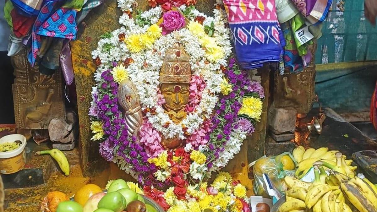 Last Thursday of Margasiram sees huge turnout of devotees at Mahalakshmi temples