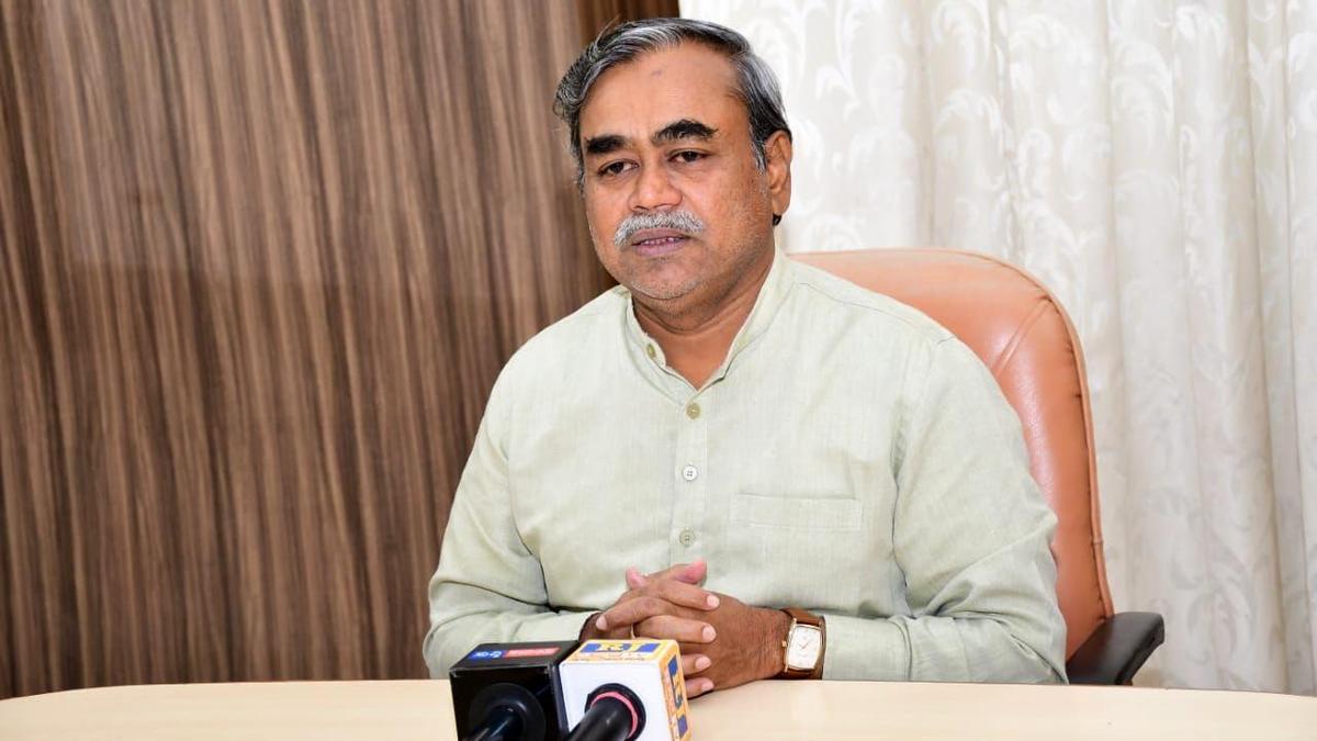 Film city proposed for Kalaburagi and Hubballi to promote regional cinema