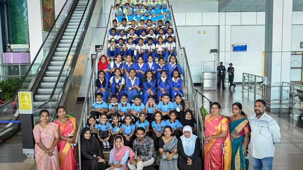 Airport familiarisation trip for students