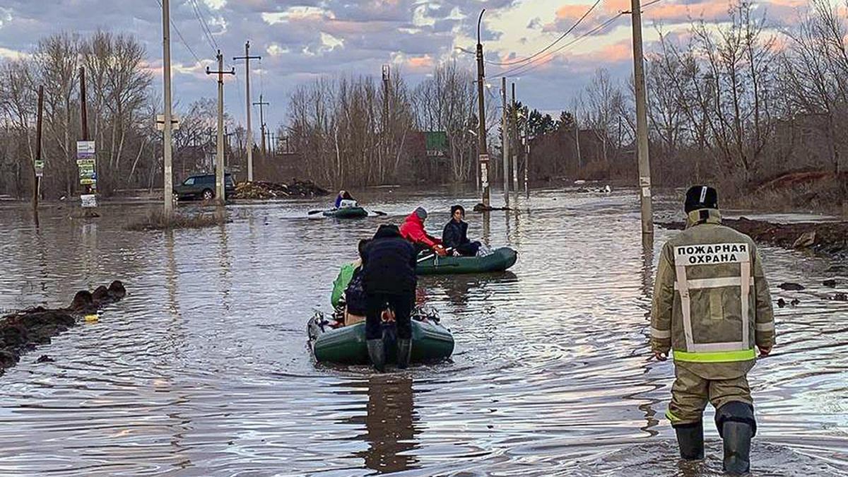 Russia evacuates over 4,000 people after dam burst