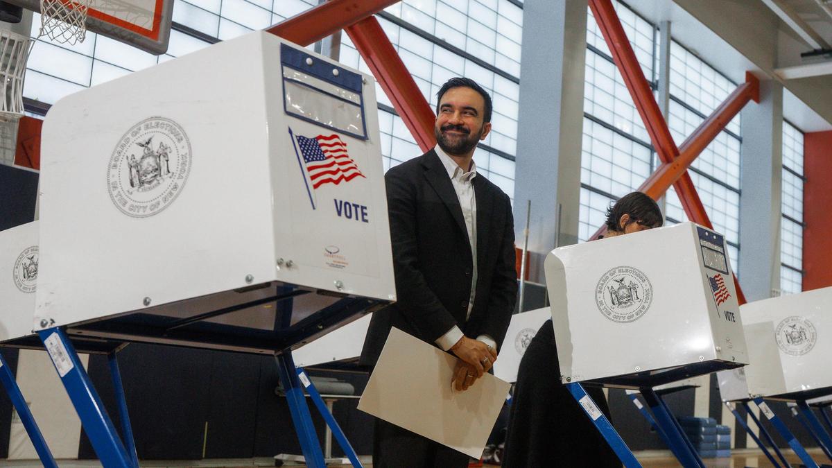 Zohran Mamdani Rumo à Vitória em Nova York: A Ascensão da Esquerda que Abala a Política Americana!