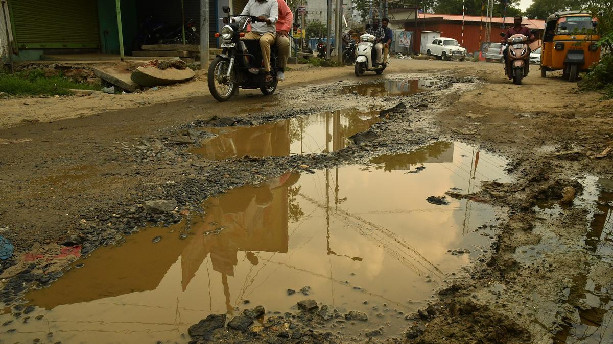 Poor condition of Erumapalayam Road in Salem hits traders and residents
