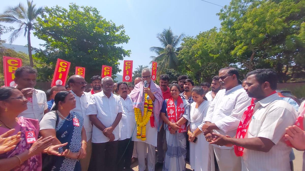 CPI leader J.V. Satyanarayana Murthy released from Vizag jail on bail