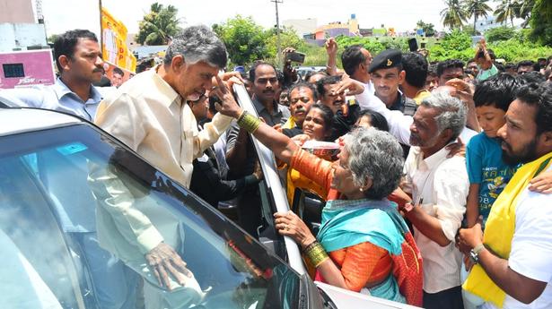 TDP chief Chandrababu Naidu sees the hand of police in “civil dress” in Anna canteen attack in Kuppam